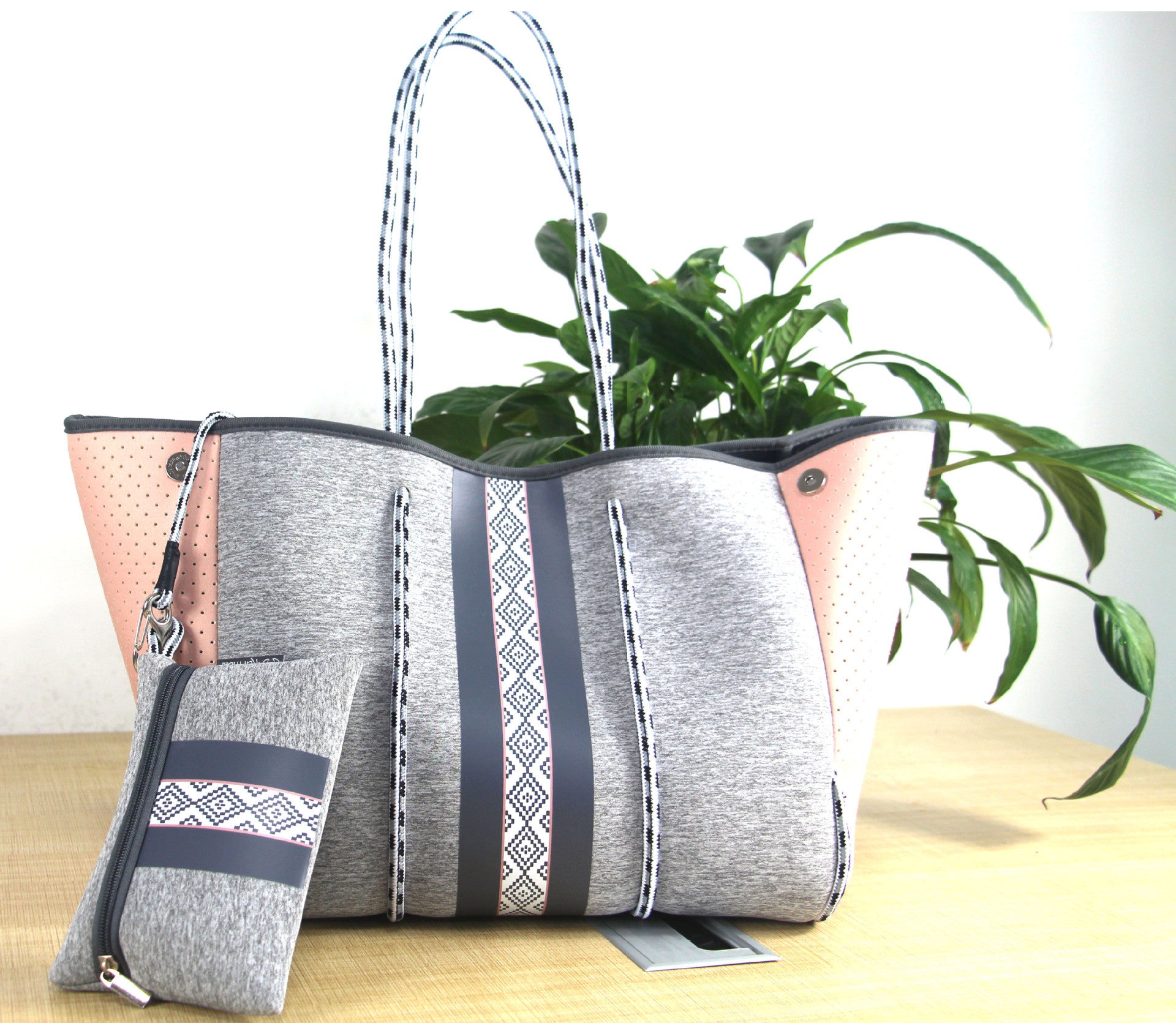 Leisure Handbag